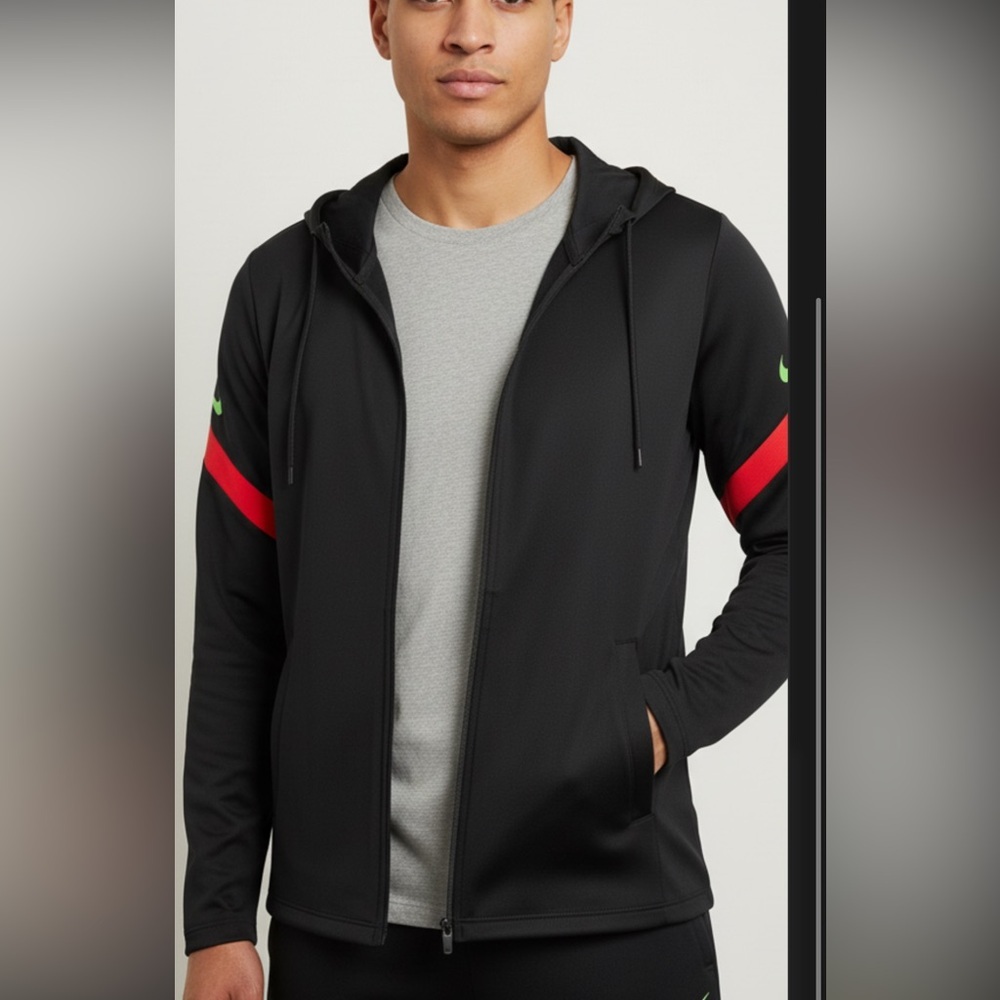 Nike Dri-FIT Strike 21 Full-Zip Football Hoodie size Medium